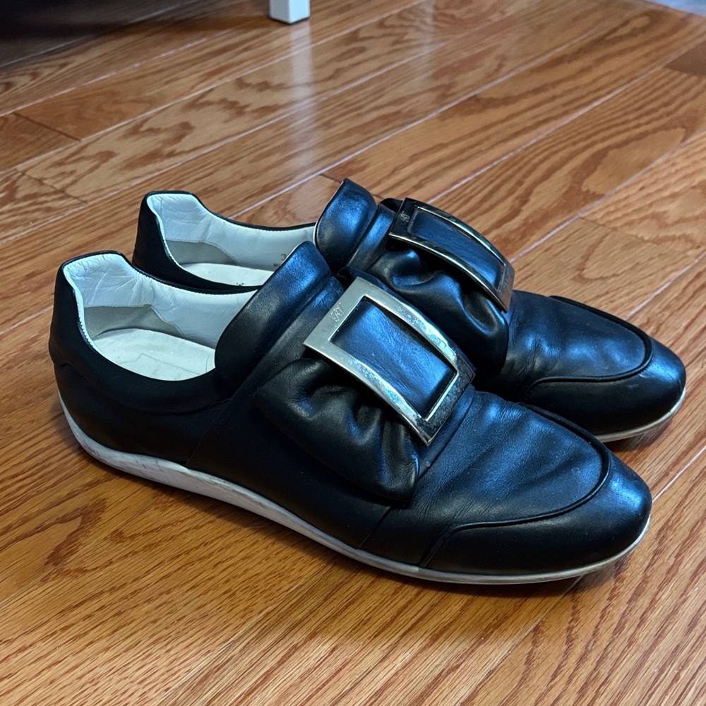 Roger Vivier Black Leather Bow Slip On Sneaker Size 39